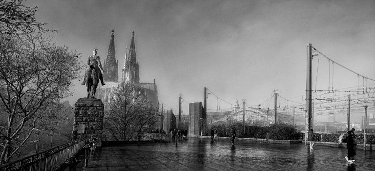 Köln im Nebel